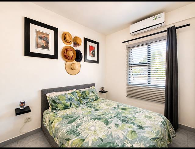 2 BEDROOM APARTMENT FOR SALE IN SHEFFIELD BEACH